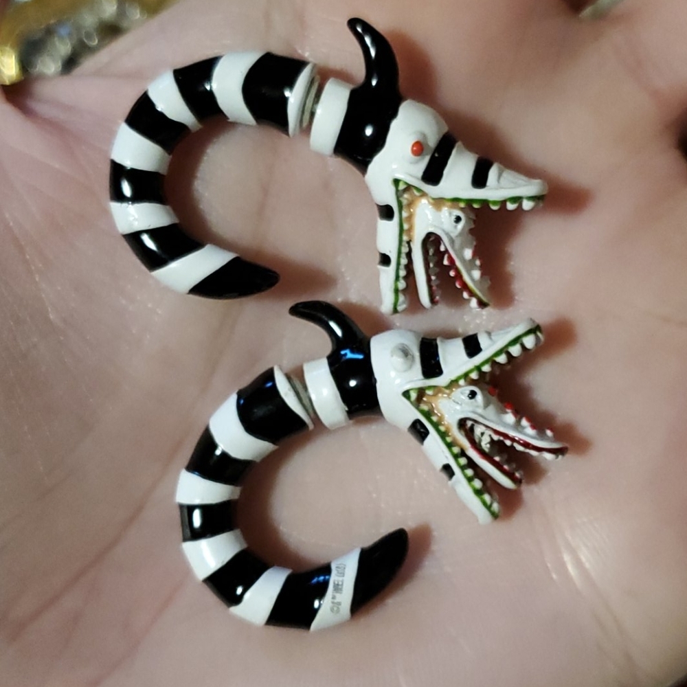 Beetlejuice earings new
